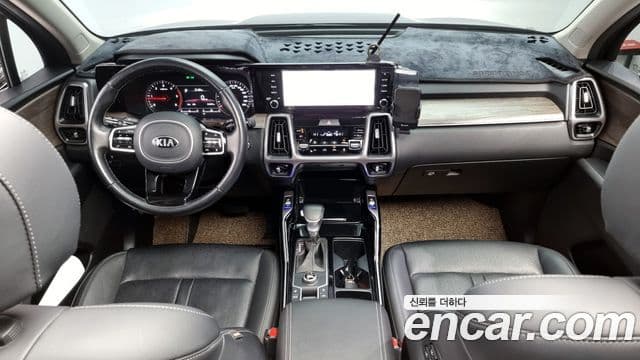 Kia Sorento 2021 — Фото 7/20