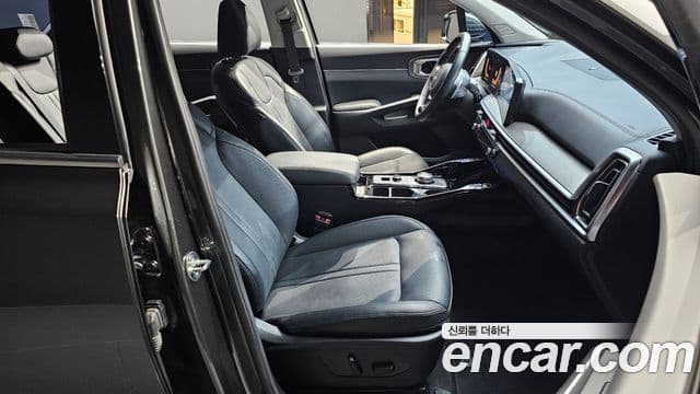 Kia Sorento 2023 — ფოტო 10/20