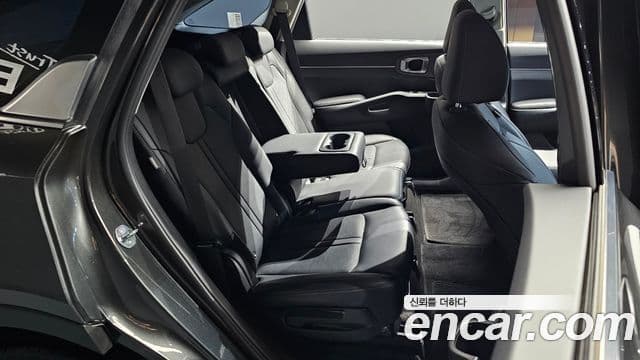 Kia Sorento 2023 — ფოტო 12/20