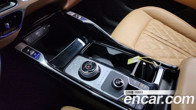 Kia Sorento 2022 — Şəkil 9/20