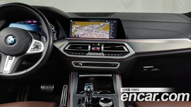 BMW X5 2020 — ფოტო 14/20