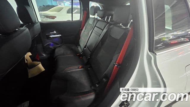 Mercedes-Benz GLB-Class 2025 — Şəkil 14/20