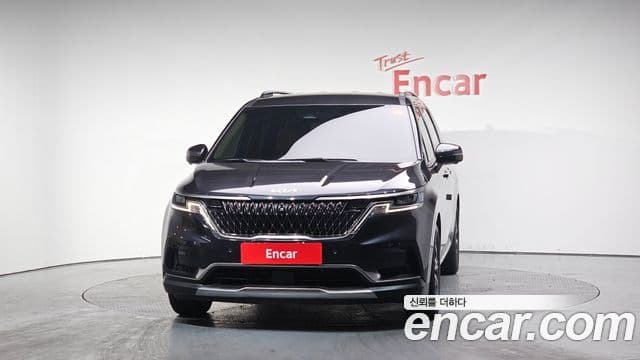 Kia Carnival 2022 — ფოტო 3/20