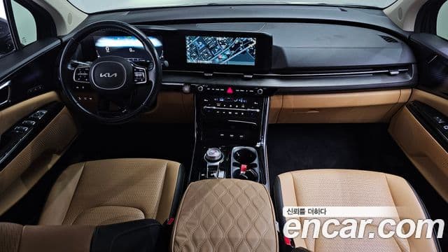 Kia Carnival 2022 — ფოტო 7/20