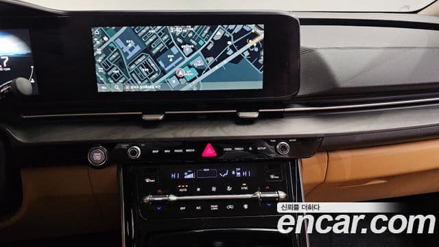 Kia Carnival 2022 — ფოტო 14/20