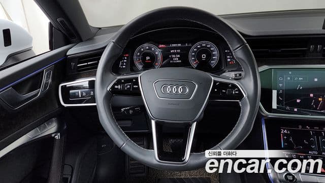 Audi A7 2021 — Фото 13/20