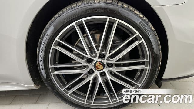 Porsche Panamera 2023 — Şəkil 5/20