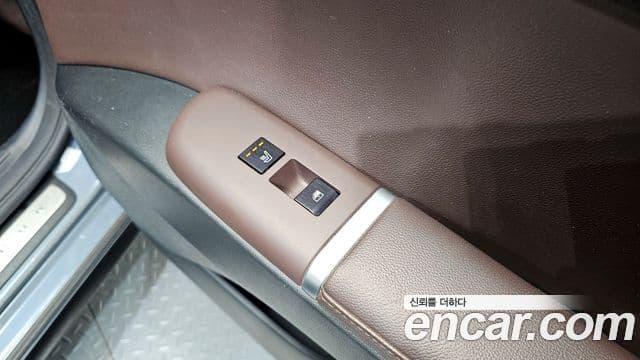 Hyundai Grandeur 2023 — Şəkil 18/20