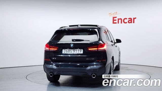 BMW X1 2022 — ფოტო 4/20