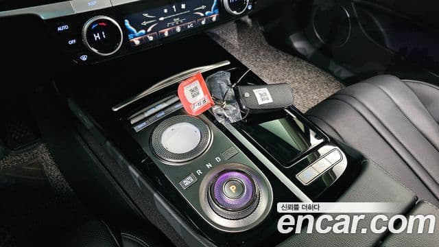 Genesis Electrified G80 2022 — Şəkil 9/20