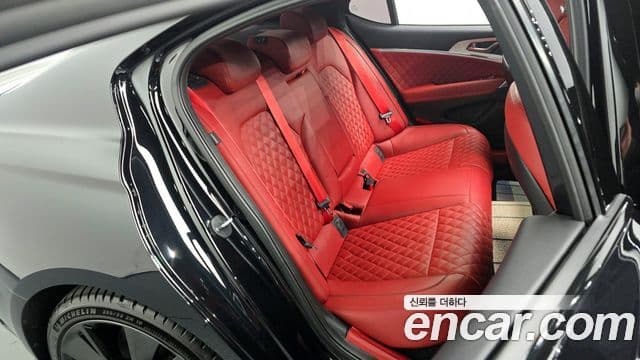 Genesis G70 2022 — Şəkil 12/20