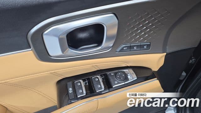 Kia Sorento 2021 — Şəkil 17/20
