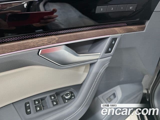 Volkswagen Touareg 2025 — ფოტო 4/20