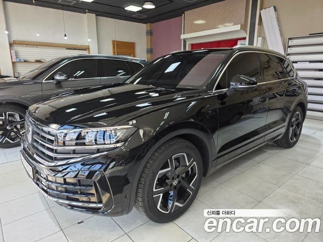 Volkswagen Touareg 2025 — ფოტო 19/20
