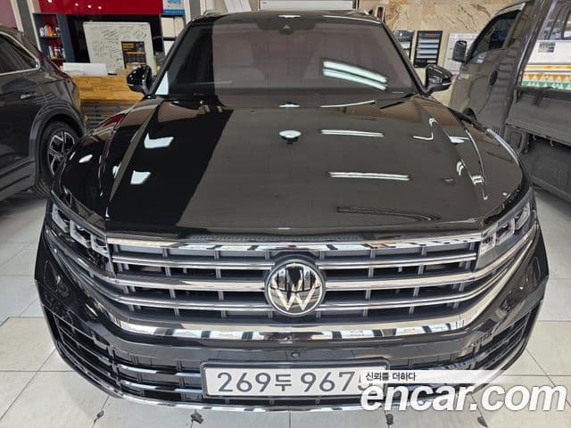Volkswagen Touareg 2025 — ფოტო 20/20