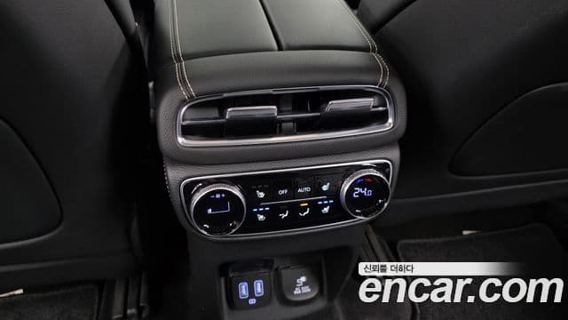 Genesis GV80 2021 — Şəkil 18/20