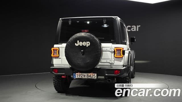 Jeep Wrangler 2023 — Фото 4/20
