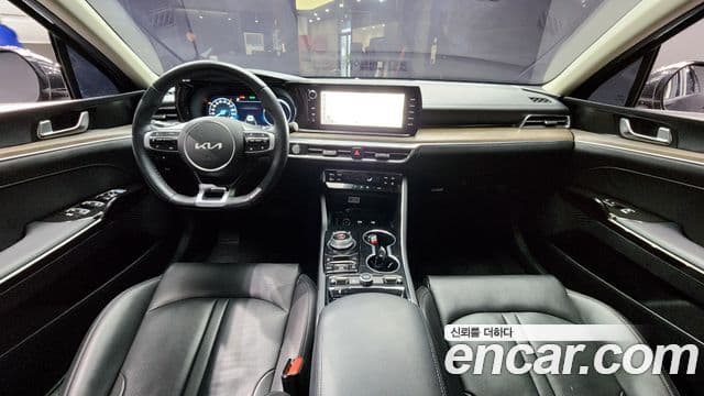 Kia K5 2022 — Şəkil 7/20