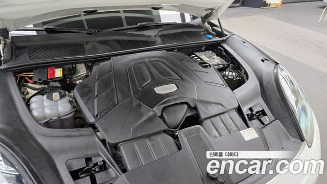 Porsche Cayenne 2019 — Şəkil 6/20