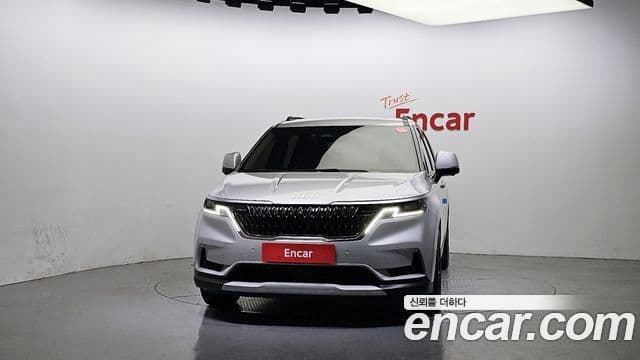 Kia Carnival 2022 — Фото 3/20