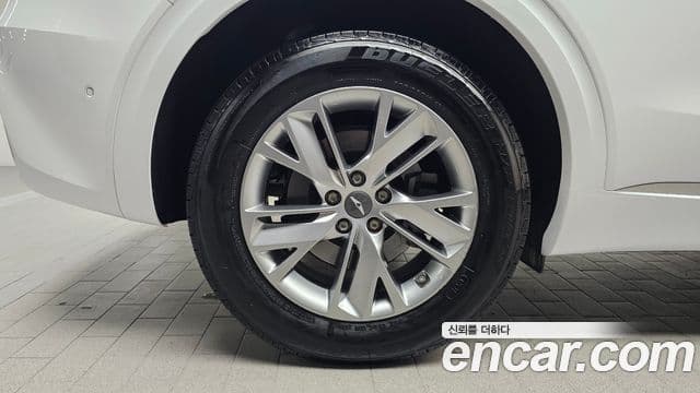 Genesis GV70 2021 — ფოტო 5/20