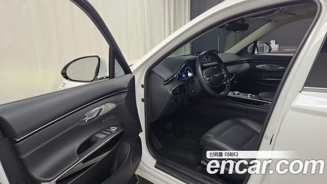 Genesis GV70 2021 — ფოტო 10/20