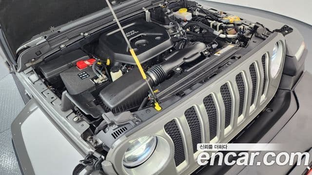 Jeep Wrangler 2022 — Şəkil 6/20