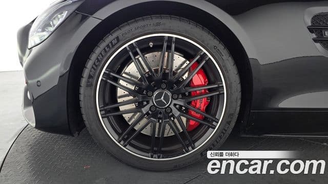 Mercedes-Benz AMG GT 2021 — Photo 8/20