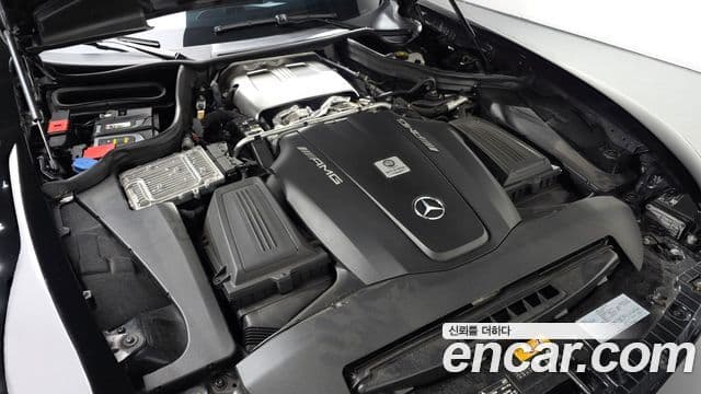 Mercedes-Benz AMG GT 2021 — Photo 17/20