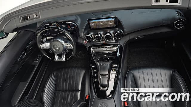 Mercedes-Benz AMG GT 2021 — Photo 10/20