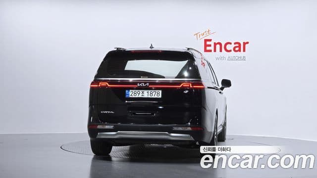 Kia Carnival 2023 — Şəkil 4/20