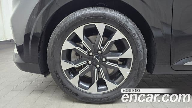 Kia Carnival 2023 — Şəkil 5/20