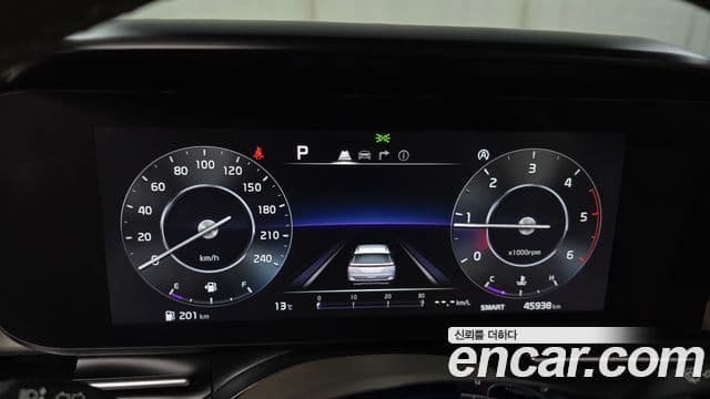Kia Carnival 2023 — Şəkil 8/20