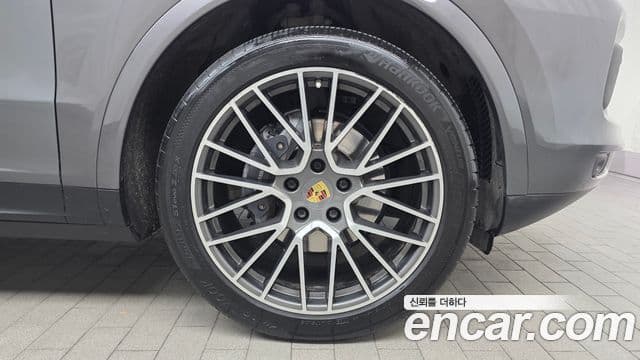 Porsche Cayenne 2020 — Şəkil 12/20