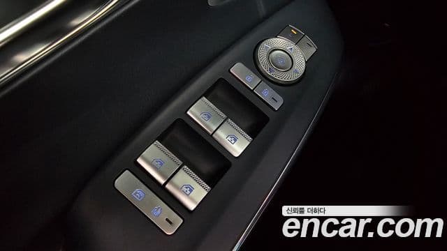 Genesis GV70 2023 — Photo 5/20