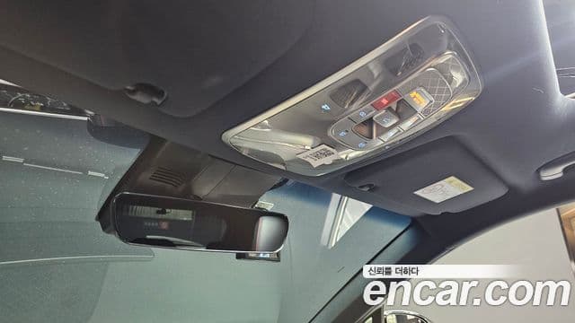 Genesis GV70 2023 — Photo 4/20