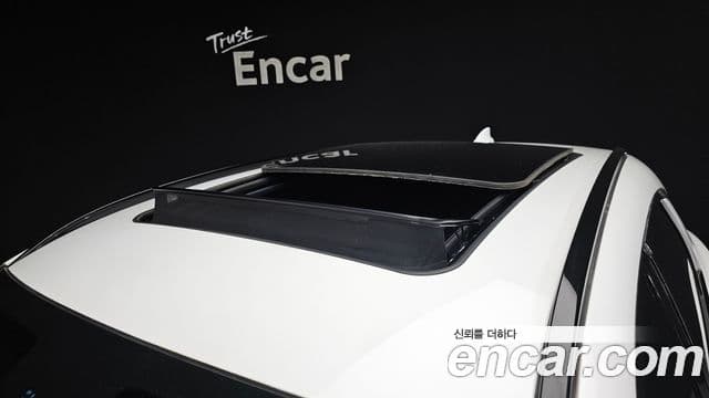 Genesis GV70 2023 — Photo 14/20