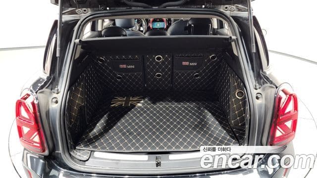 Mini Cooper S Countryman 2022 — ფოტო 8/20