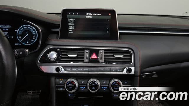 Genesis G70 2019 — ფოტო 20/20
