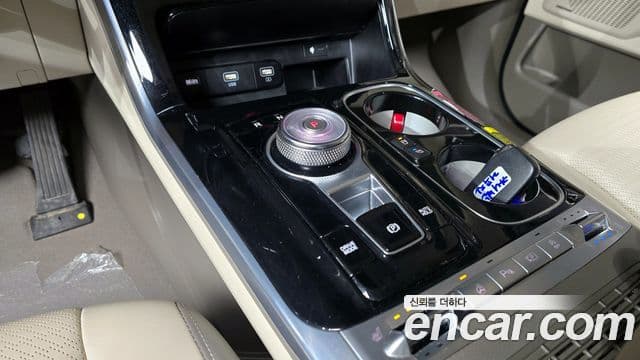 Kia Carnival 2021 — Şəkil 9/20