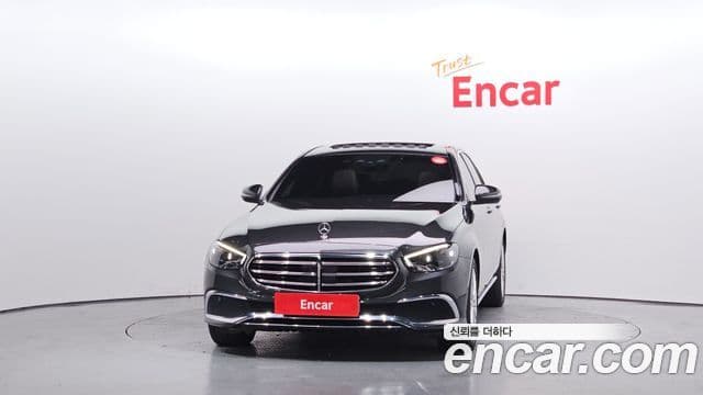 Mercedes-Benz E-Class 2020 — ფოტო 3/20