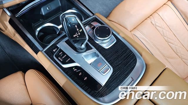 BMW 7 Series 2019 — ფოტო 3/20