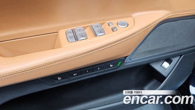 BMW 7 Series 2019 — ფოტო 14/20