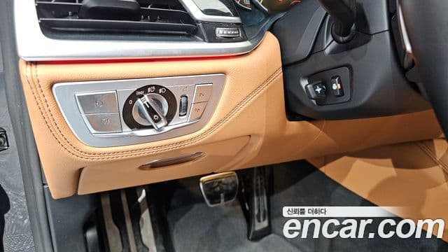 BMW 7 Series 2019 — ფოტო 11/20
