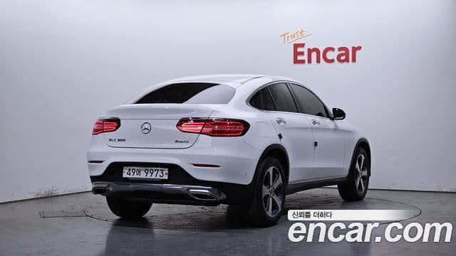 Mercedes-Benz GLC-Class 2019 — Фото 2/20