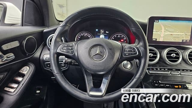 Mercedes-Benz GLC-Class 2019 — Фото 13/20
