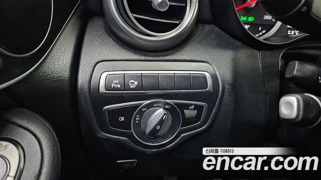 Mercedes-Benz GLC-Class 2019 — Фото 17/20