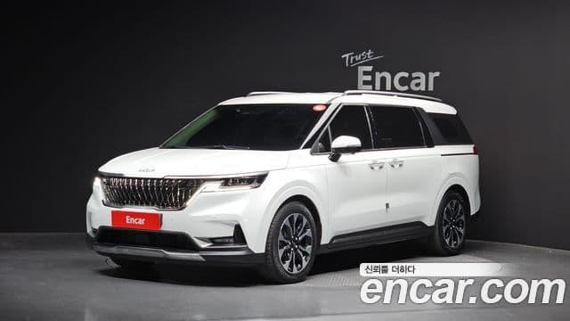 Kia Carnival 2022 — ფოტო 1/20