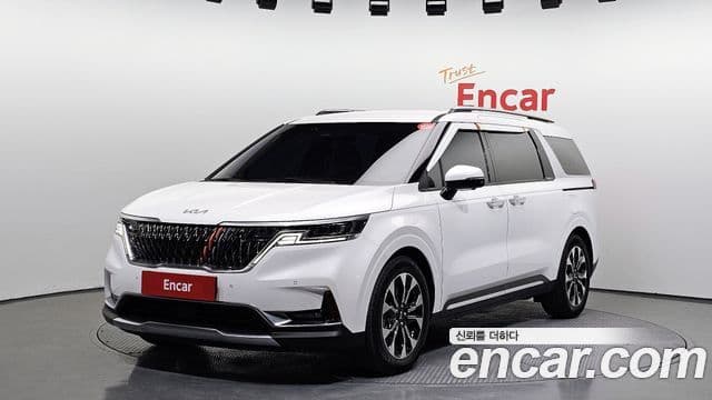 Kia Carnival 2020 — Фото 1/20