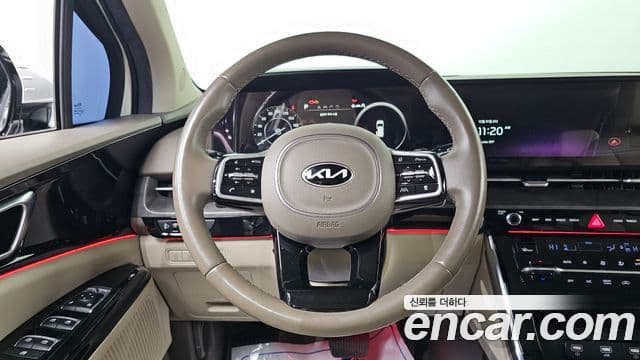 Kia Carnival 2020 — Фото 15/20